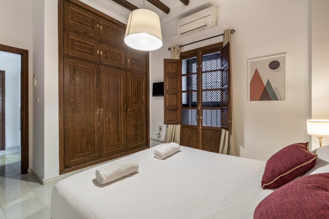 Bns Dauro Suites Гранада Экстерьер фото