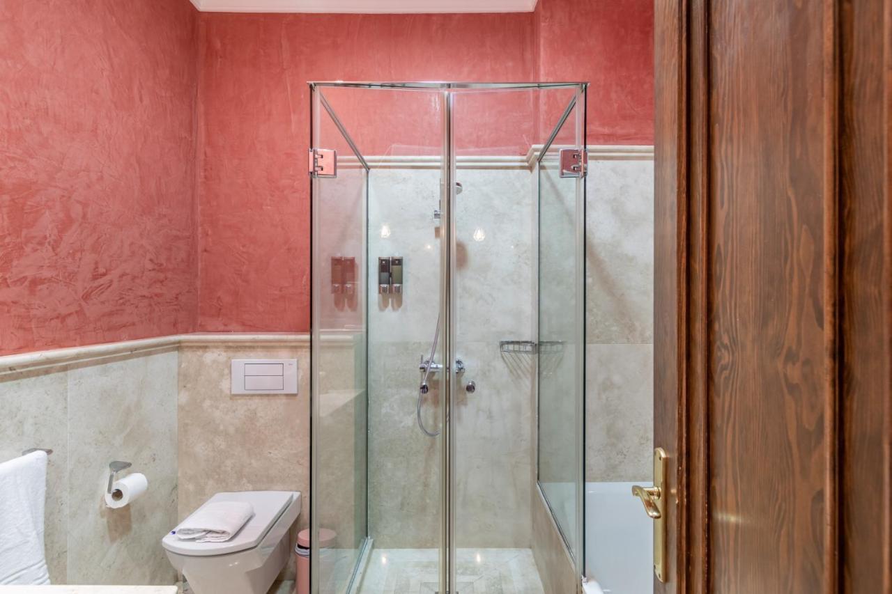 Bns Dauro Suites Гранада Экстерьер фото